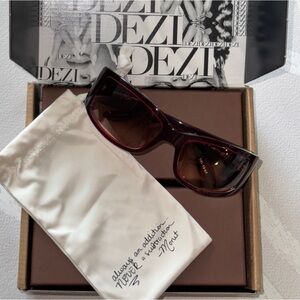 Monet x Dezi Shades in Red